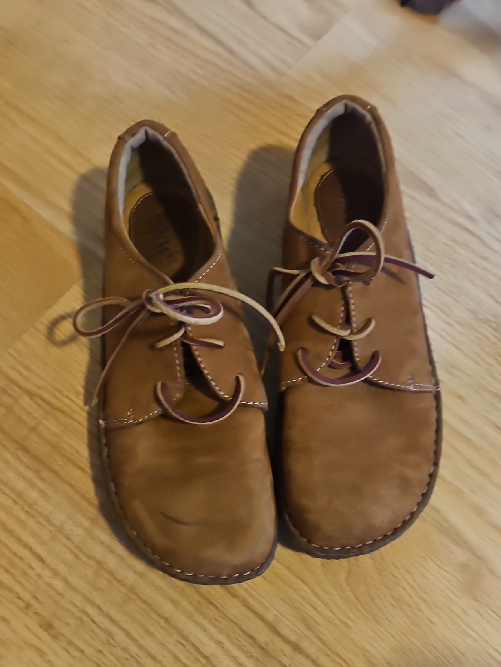 GNW Brown Women's Chukka Lace-Up Boots